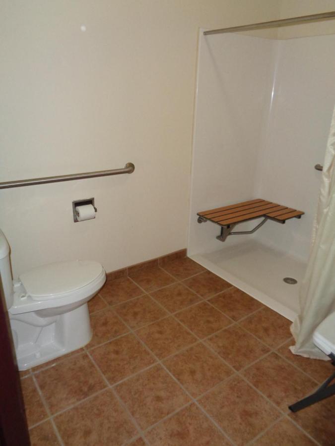 Du Quoin Fairgrounds Inn מראה חיצוני תמונה
