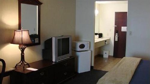Du Quoin Fairgrounds Inn מראה חיצוני תמונה