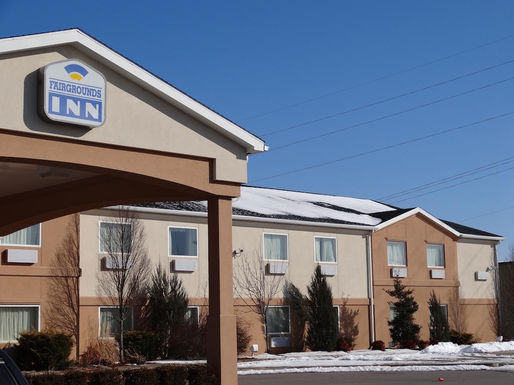 Du Quoin Fairgrounds Inn מראה חיצוני תמונה