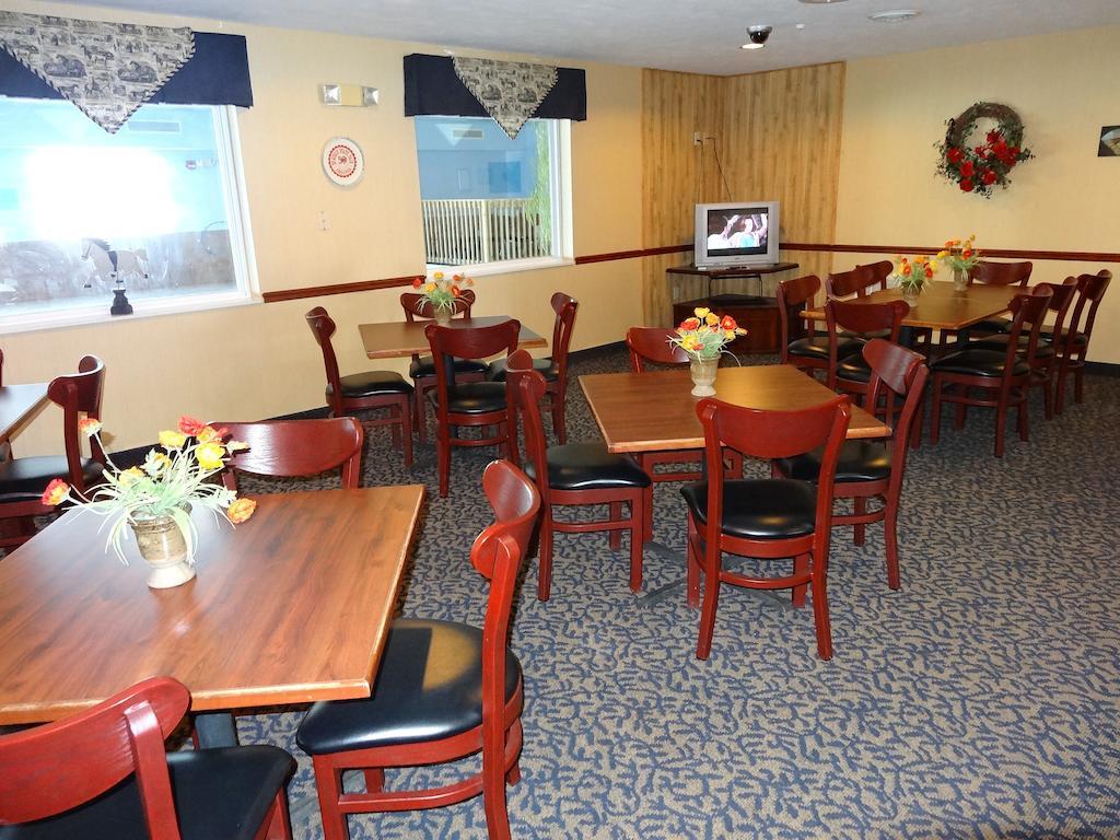 Du Quoin Fairgrounds Inn מראה חיצוני תמונה