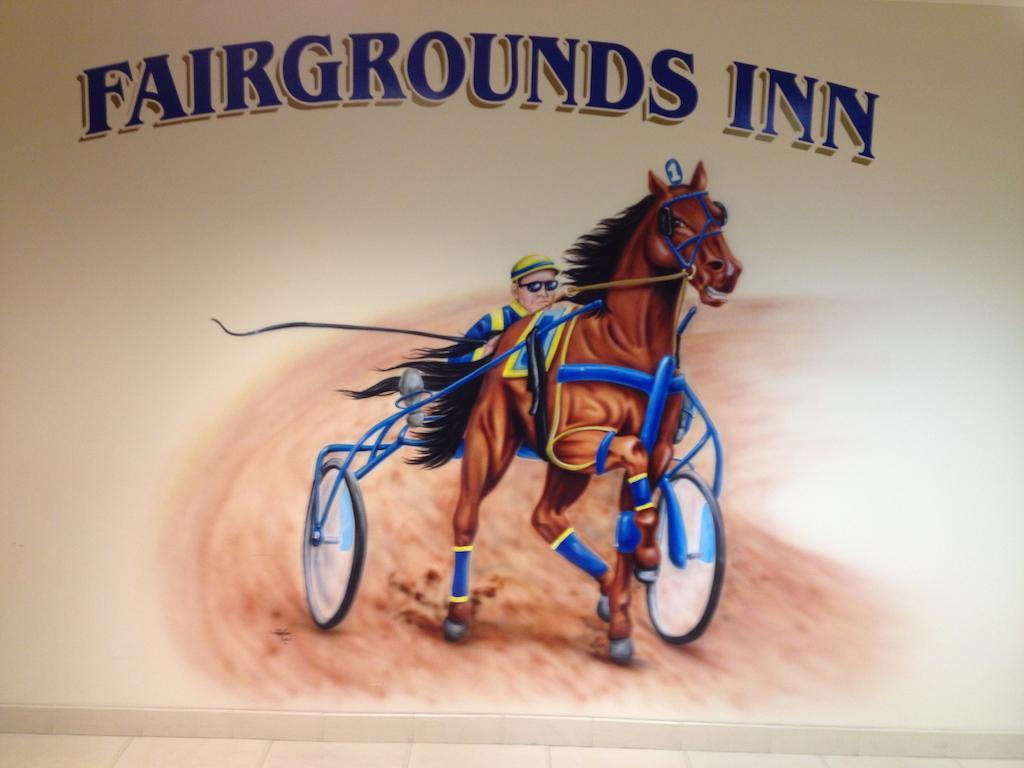 Du Quoin Fairgrounds Inn מראה חיצוני תמונה